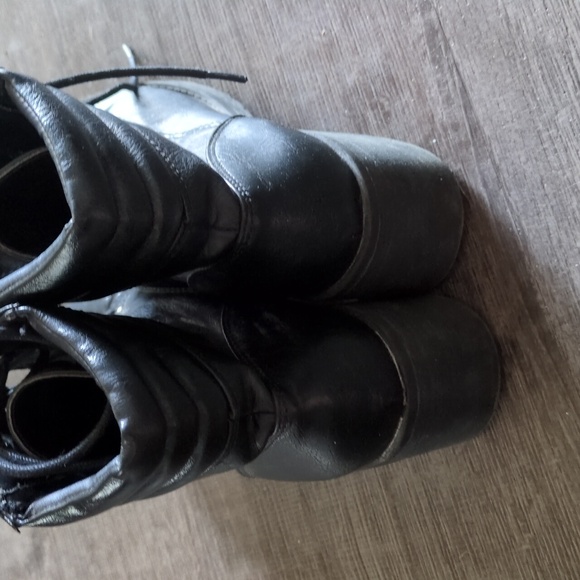 Booties - Picture 5 of 5